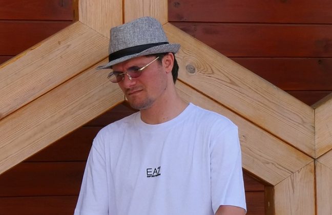 Genç Yetenek Savaş Aşık, “Beyhude” ile Müzik Listelerinde Zirveye Çıkıyor