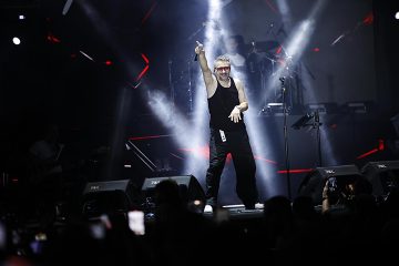 Resul Dindar’dan Akçaabat’ta unutulmaz gece: Horon, müzik ve duygu dolu anlar!